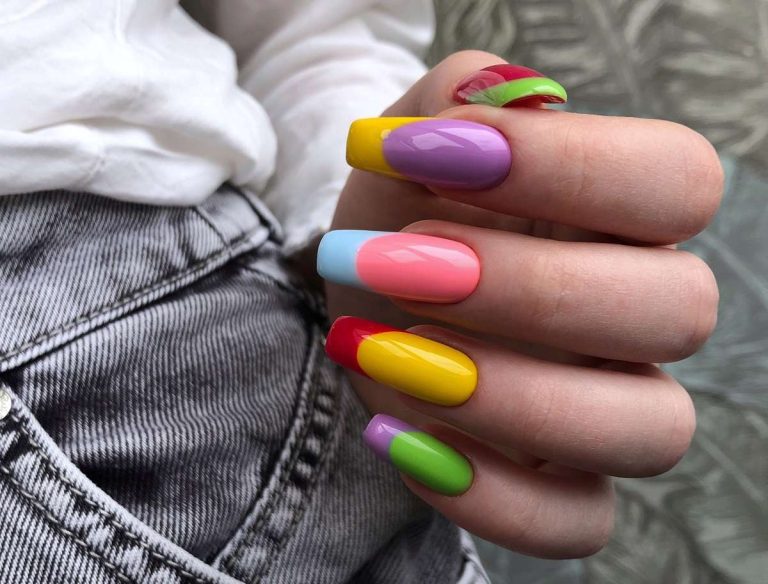 tendência em nail art e cores de esmalte