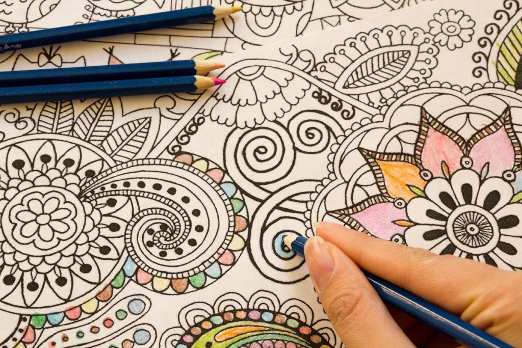 mandala de livros de colorir para adulto