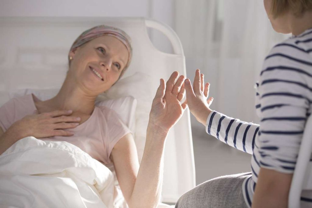 Como-apoiar-pessoas-com-doencas-graves-10-frases-que-voce-deve-evitar