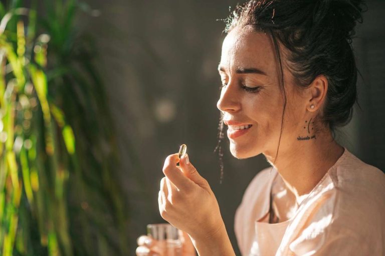 Deficiência de vitamina D: sintomas, riscos e como repor esse nutriente essencial para o corpo